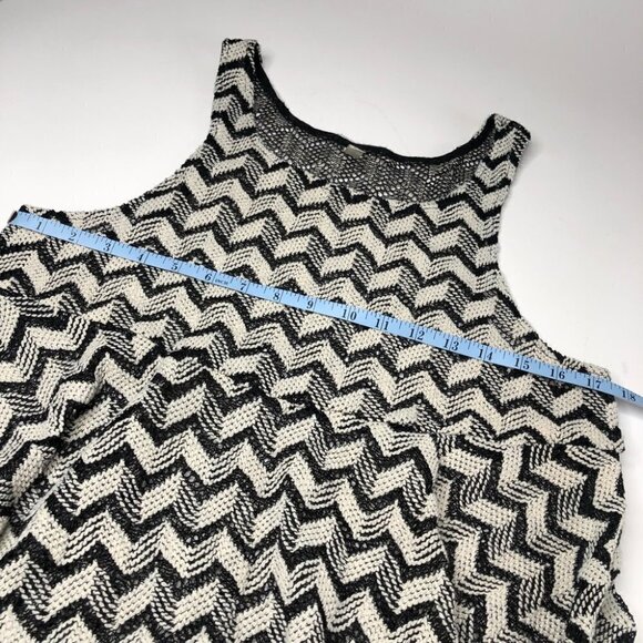 FREE PEOPLE Dizzy Daydream Black & White Chevron Twirly Knit Tunic Boho Dress - Picture 10 of 11